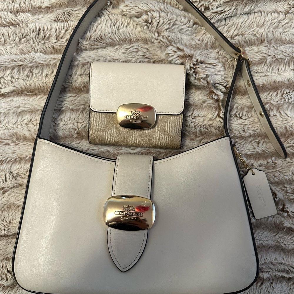 Coach Elegant Cream Shoulder Bag and Wallet